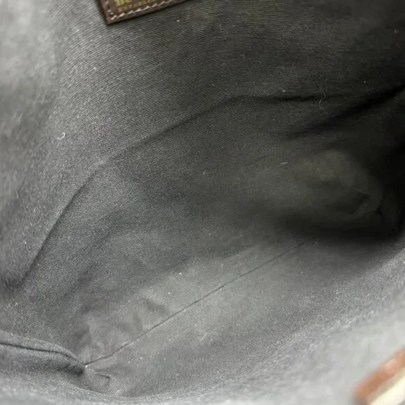 Burberry Leather Shoulder Bag 499-060625